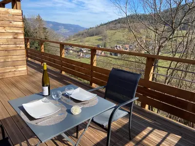 Vue générale sur la montagne ou vue sur la montagne depuis l'appartement