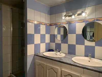 Salle de bains dans l'établissement MAISON Cornimont