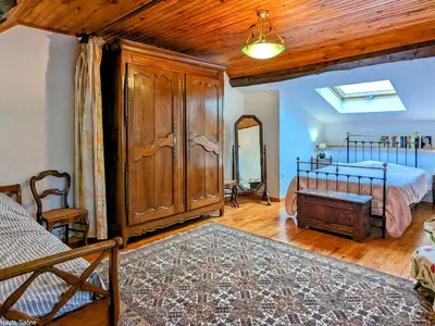 Un ou plusieurs lits dans un hébergement de l'établissement Grande Maison Familiale Rénovée à Froideterre - FR-1-583-374