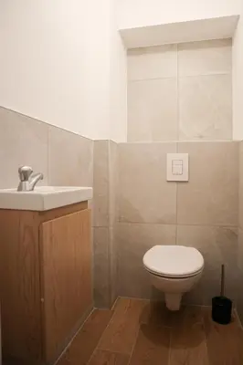 Salle de bains dans l'établissement Duplex Échanges complices ,Frontière