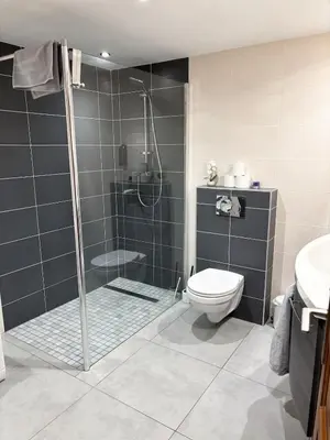 Salle de bains dans l'établissement Lescapade à Colmar