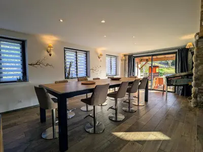 Plan de l'établissement Évasion montagne à Gérardmer avec terrasse et parking - FR-1-589-793