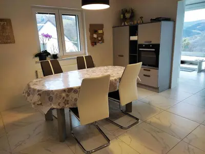 Cuisine ou kitchenette dans l'établissement LOZEN avec piscine privée intérieure
