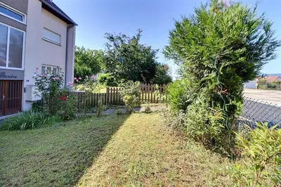 Jardin de l'établissement Appartement Moderne et Cosy avec Balcon - Parking Gratuit - Netflix