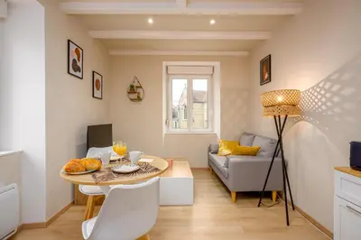 Coin salon dans l'établissement Le 61-Appart'Hôtel-GregIMMO