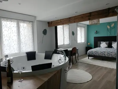 Plan de l'établissement Appartement avec Balnéo