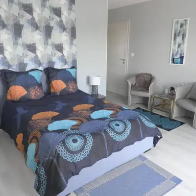 Grande chambre à louer