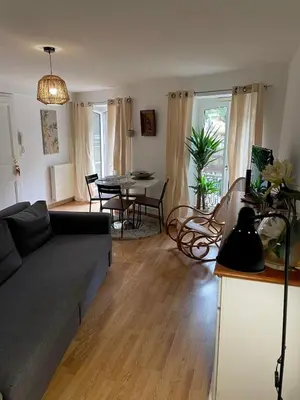 Coin salon dans l'établissement Colmar Centre renovated cottage 4 people - terrace