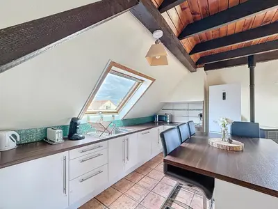 Cuisine ou kitchenette dans l'établissement La Belle Étape, Appartement avec Piscine et Spa