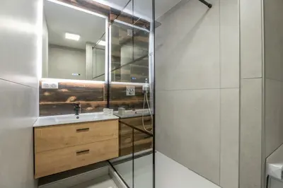 Salle de bains dans l'établissement Abbatucci 12A Logement 6 Pers Proche Bale