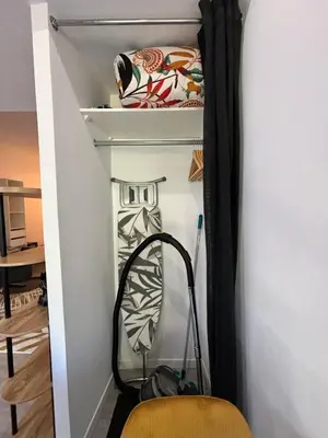 Cuisine ou kitchenette dans l'établissement Le Salon Doré Apartment
