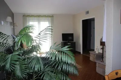 Télévision ou salle de divertissement dans l'établissement Gîte le Haut de la Marche
