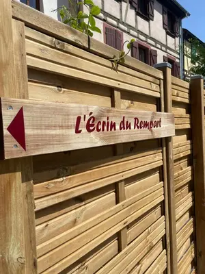 Certificat, récompense, panneau ou autre document affiché dans l'établissement L'Ecrin du Rempart