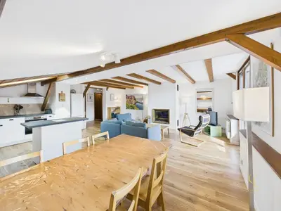 Cuisine ou kitchenette dans l'établissement Appartement Terrasse, vue sur les montagnes et Parking