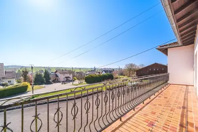 Balcon ou terrasse dans l'établissement Le Gîte de la Fontaine - A 30min de Bâle
