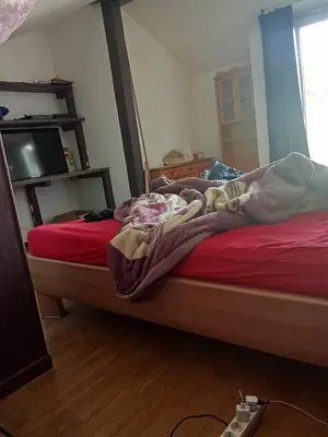 Un ou plusieurs lits dans un hébergement de l'établissement Privat Zimmer in einer Wohnung zu vermieten