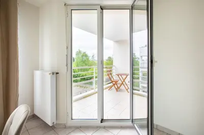 Balcon ou terrasse dans l'établissement Appartement lumineux 3 frontières parking gratuit