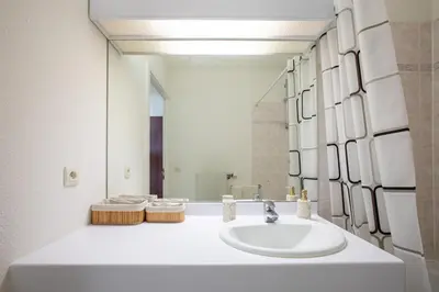 Salle de bains dans l'établissement Appartement lumineux 3 frontières parking gratuit
