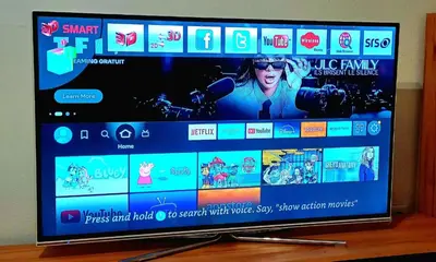 Télévision ou salle de divertissement dans l'établissement Skylight46 La Terrasse St Louis
