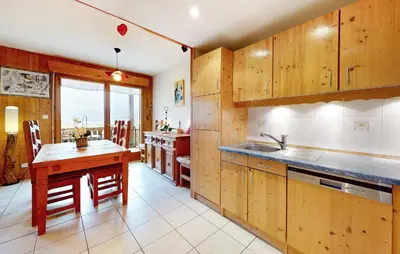 Cuisine ou kitchenette dans l'établissement Gorgeous Apartment In Gérardmer