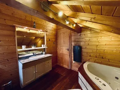 Salle de bains dans l'établissement Chalet Le Meix-SaGe