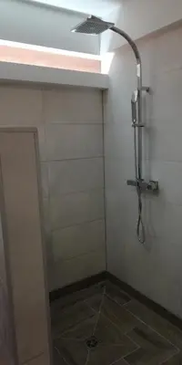 Salle de bains dans l'établissement Résidence avec parking 5 mm Colmar