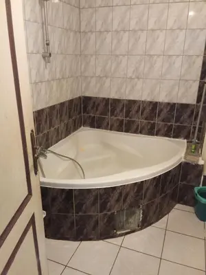 Salle de bains dans l'établissement Zimmer chambre dans une Appartemnt a mulhouse