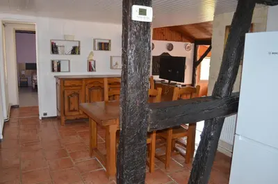 Cuisine ou kitchenette dans l'établissement Appartement 6 personnes dans maison alsacienne