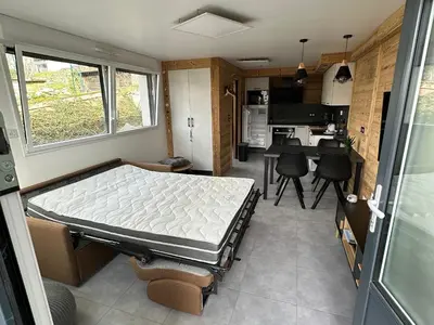 Cuisine ou kitchenette dans l'établissement Appartement familial proche lac et centre à Gérardmer - 4 pers, animaux admis - FR-1-589-818