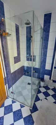 Salle de bains dans l'établissement Très jolie maison avec piscine
