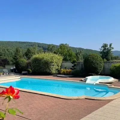 Aux Fleurs des Champs - Appartement avec Terrasse