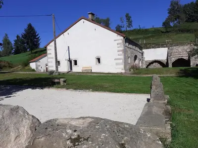 Plan de l'établissement Gîte nature rénové dans les Vosges Saônoises - FR-1-583-459