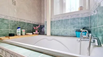 Salle de bains dans l'établissement JF - Papeteries - Colmar