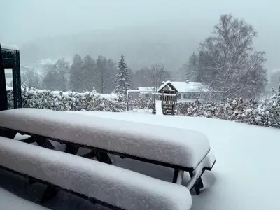 L'établissement Le Chalet de Maeva, Jacuzzi, et Terrace en hiver