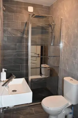 Salle de bains dans l'établissement Renovated cottages
