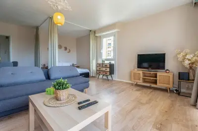 Coin salon dans l'établissement Studio Élégant sur Boulevard Mulhouse Centre