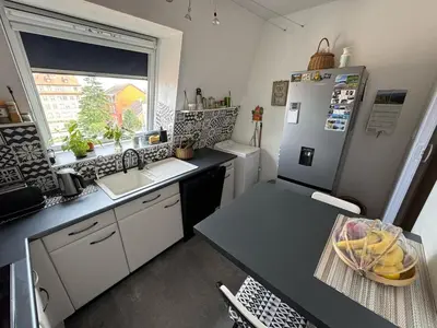 Cuisine ou kitchenette dans l'établissement Appartement - Central - Proche gare - Parking - Confort - Moderne