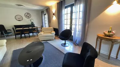 Coin salon dans l'établissement La Villa de la Lauch 3 étoiles - Issenheim Route des vins