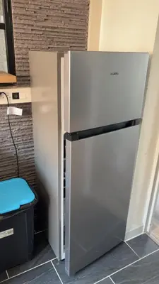 Cuisine ou kitchenette dans l'établissement Bel appartement au calme dans copropriété t 3 hauteur Montbéliard