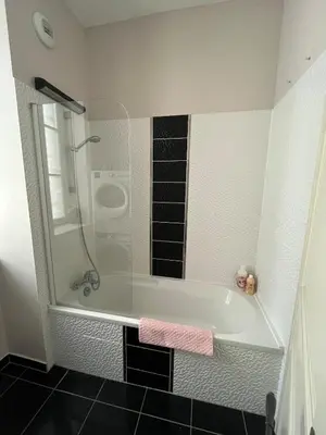 Salle de bains dans l'établissement sainte anne petite venise colmar