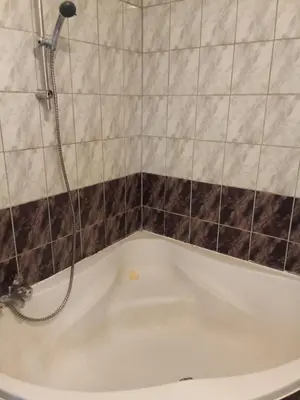 Salle de bains dans l'établissement Chambre dans une appartement