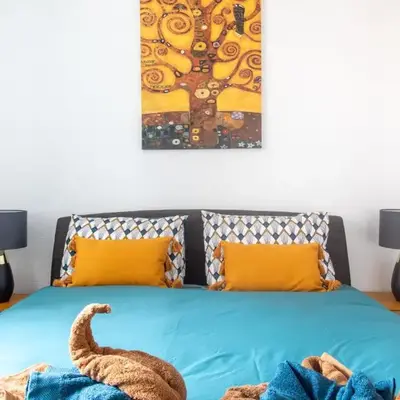 Newly renovated apartment - historical center