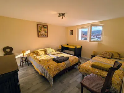 Plan de l'établissement Maison de campagne rénovée avec jacuzzi et espaces de détente - FR-1-589-833