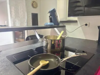 Cuisine ou kitchenette dans l'établissement La Maison du Vigneron - 5 personnes 90m2 Ungersheim - Ecomusée - Proche route des vins