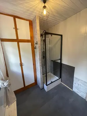 Salle de bains dans l'établissement Prix malin T2 1er étage