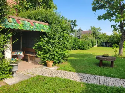 Jardin de l'établissement La maison des Cigognes