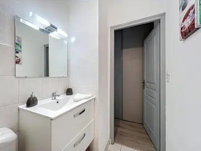 Salle de bains dans l'établissement Les Abords du Château