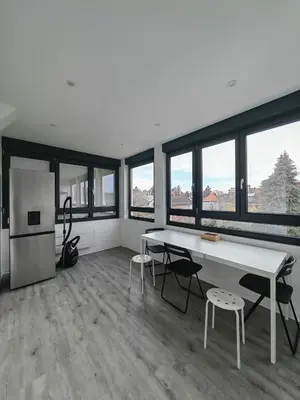 Plan de l'établissement Le 15 - Beau T3 lumineux et confortable- stationnement gratuit - Mulhouse Riedisheim