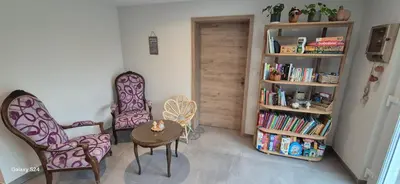 Bibliothèque dans l'appartement