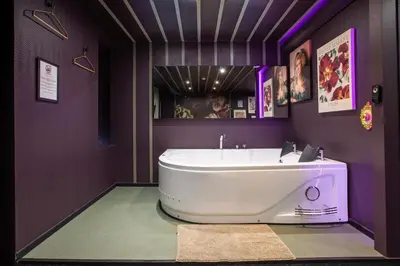 Plan de l'établissement Deluxe Studio, Dark Floral, jacuzzi, Parking Gratuit, MULHOUSE CENTRE